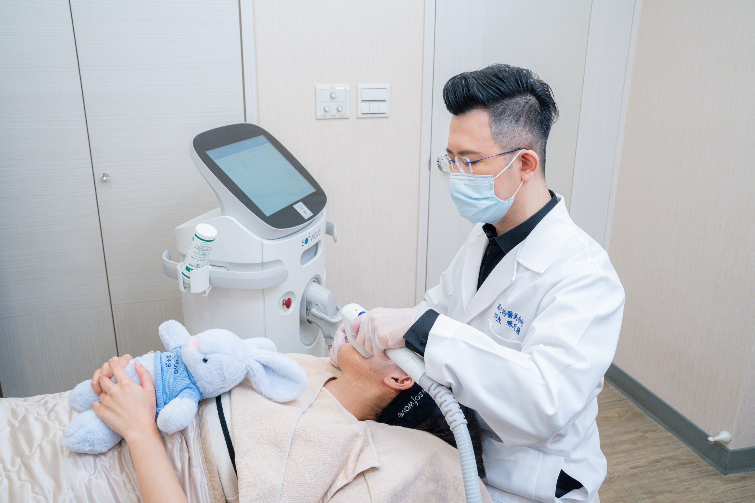 美之約診所陳政穎院長施打索夫波